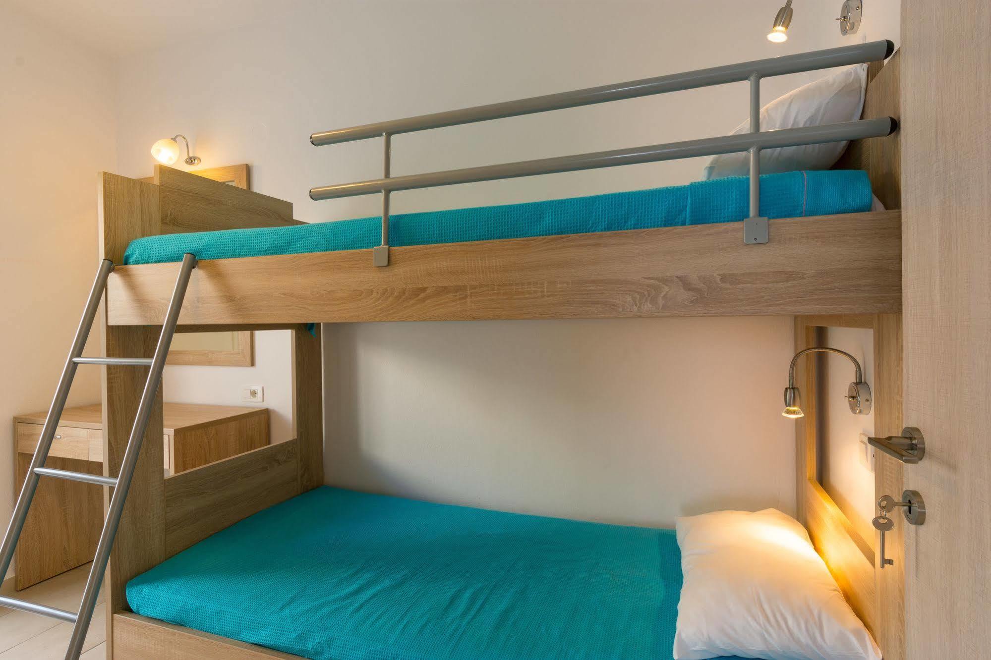 Socrates Apartmens & Restaurant Mílatos Eksteriør bilde