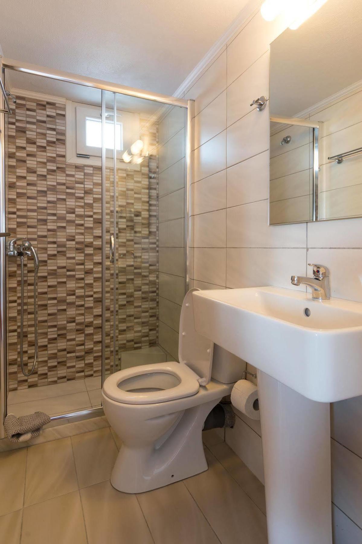 Socrates Apartmens & Restaurant Mílatos Eksteriør bilde